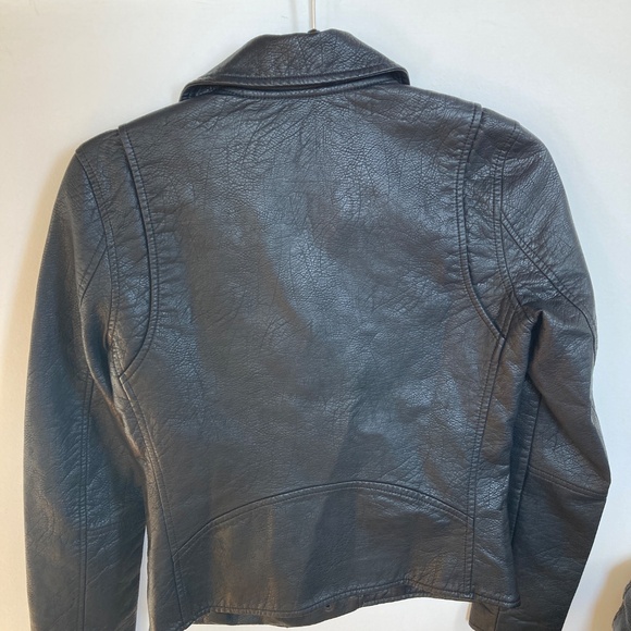 Blank NYC Vegan Leatherette Motorcycle Jacket In All Black Size XS NWT - Picture 6 of 12